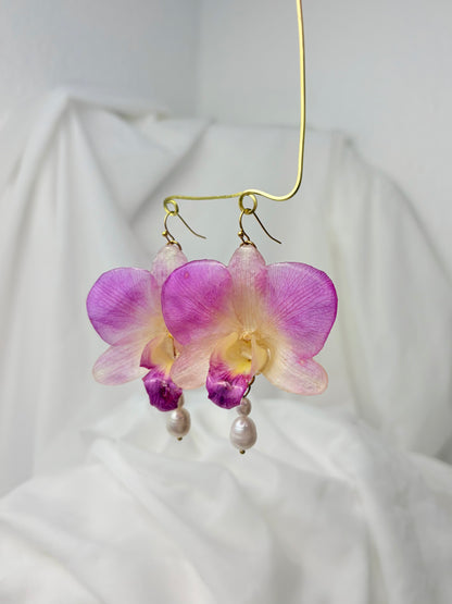 Lila Orchideen Perlen Ohrringe