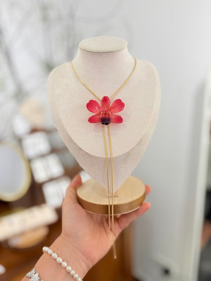 Kleine Rote Orchideen Kette
