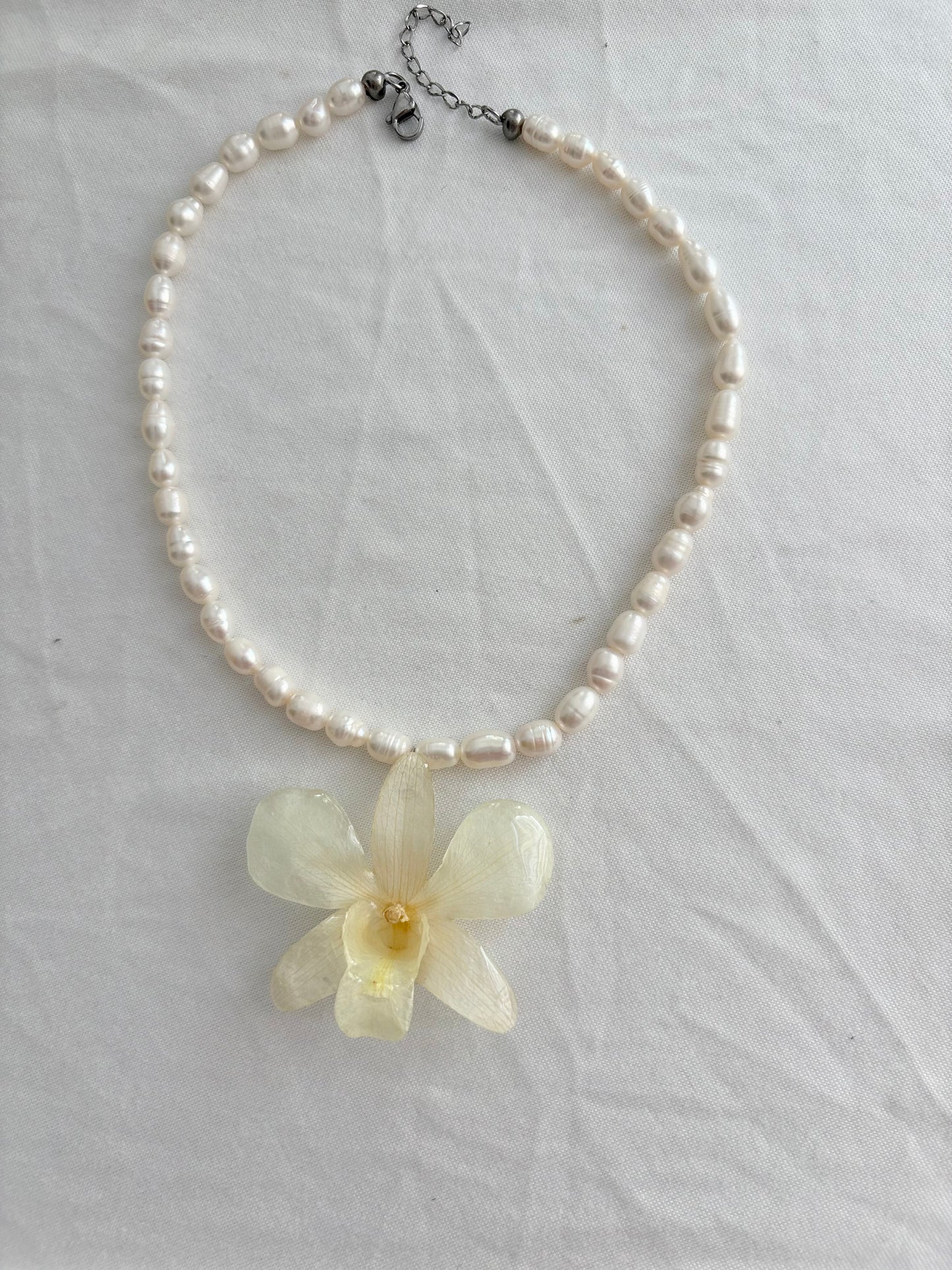 Perlen Orchideen Kette