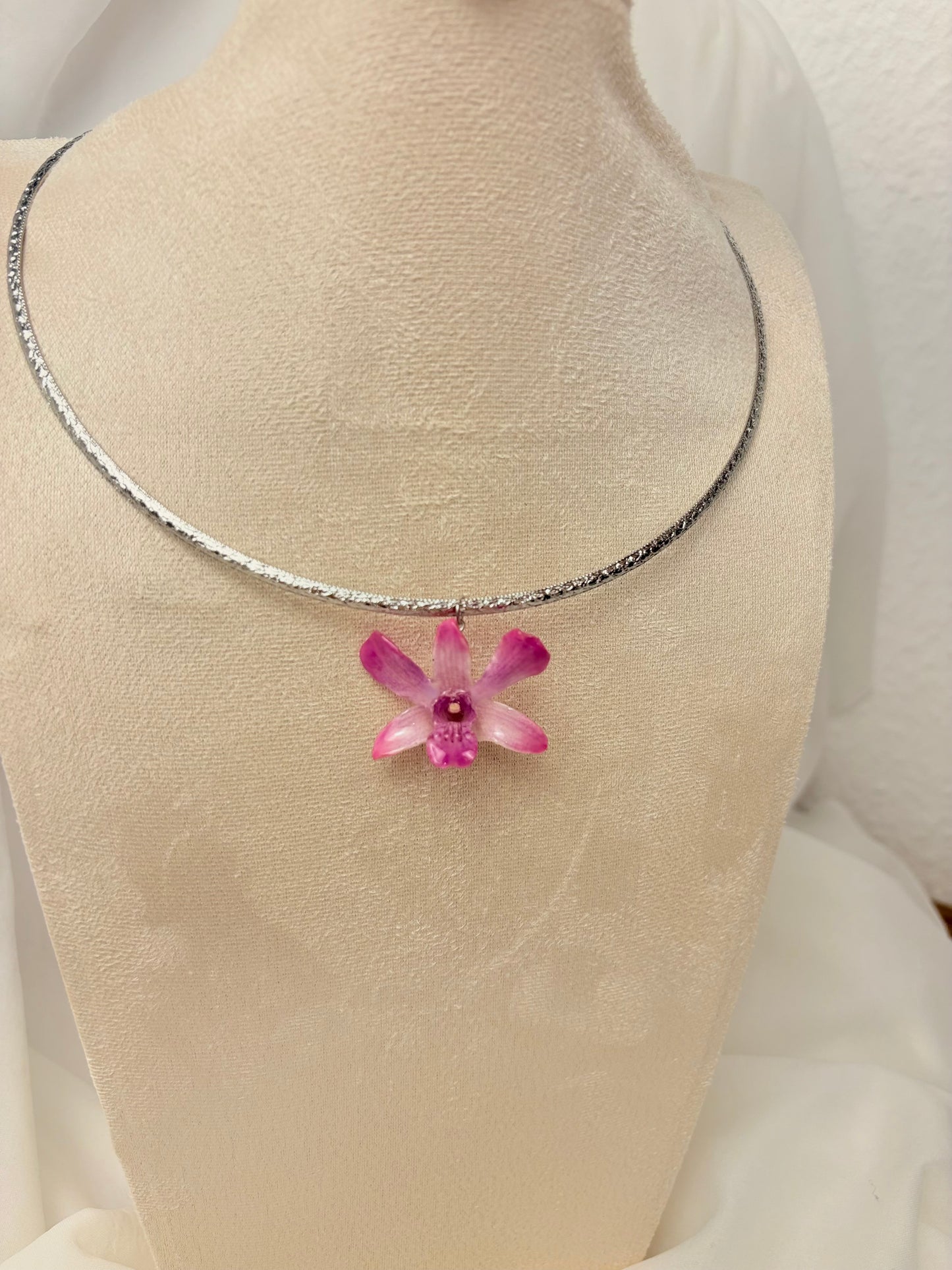 Lila / Rosa Orchidee Choker