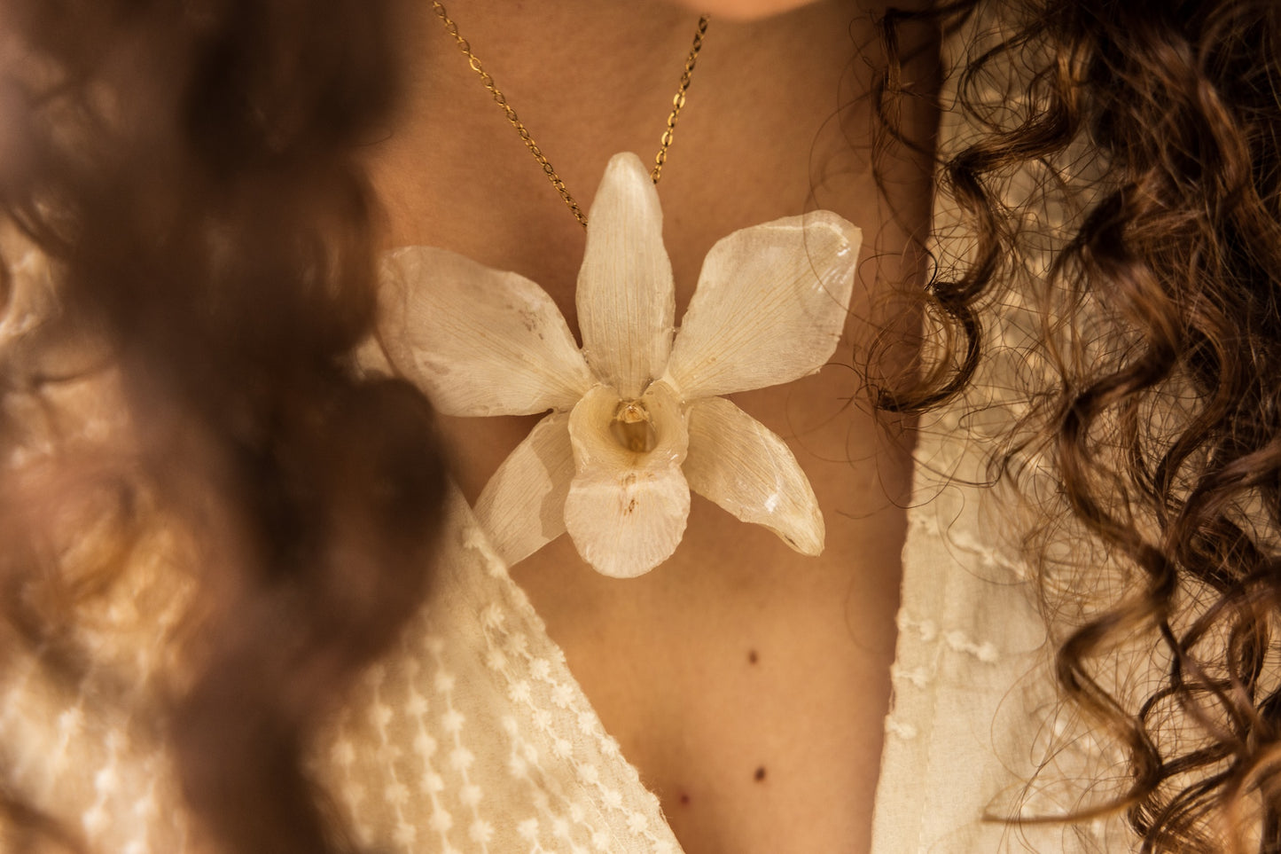 Große Weiße Orchideen Kette